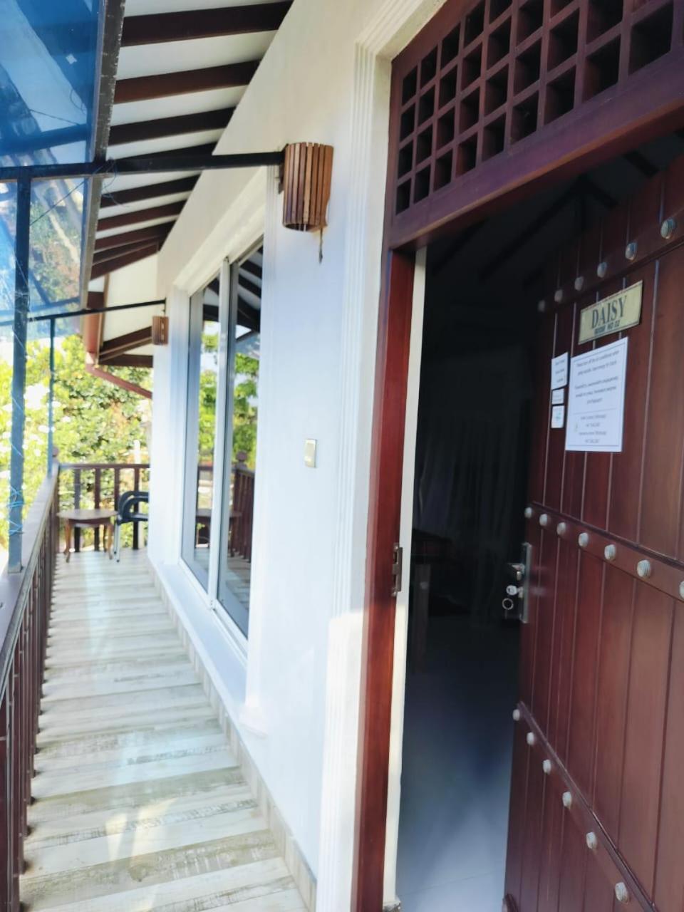 Nancy Guest Hotel Mirissa Luaran gambar